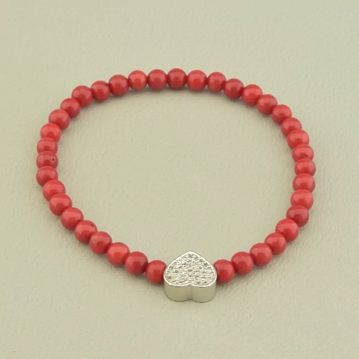 Корал: Унікальні властивості та прикраси